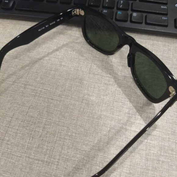 Ray-Ban Sunglasses - Picture 4 of 7